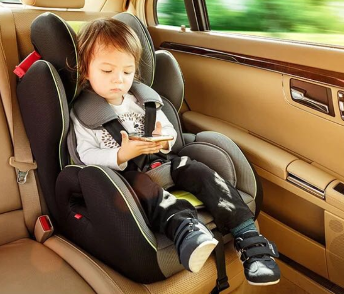 儿童安全座椅汽车用简易方便宝宝车载通用个月-12岁