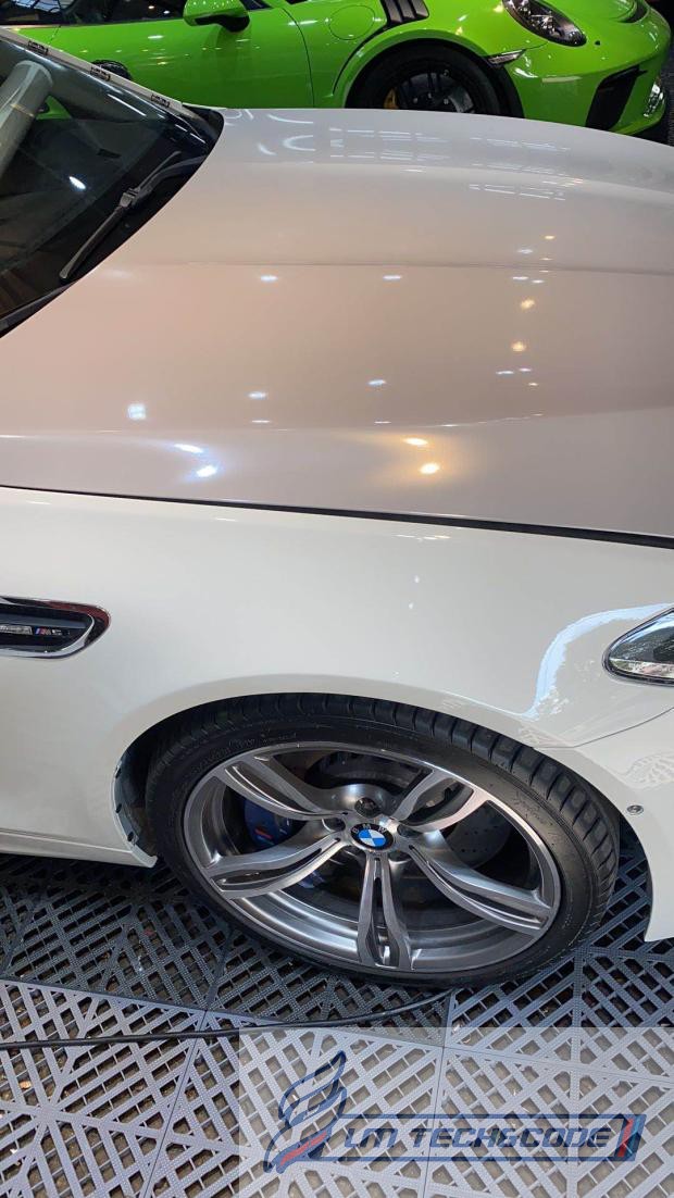国产AX 进口艾利汽车美容改色贴膜 BMW M5 奶白色全车贴 隐形车衣
